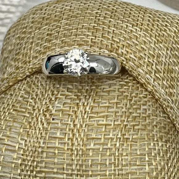 💎 Vintage 925 Sterling Silver Solitaire CZ Ring Size 7 - Picture 7 of 17